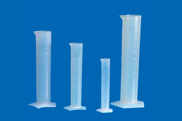 6 MEASURING CYLINDER