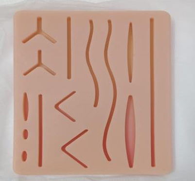 SUTURE PAD without instruments